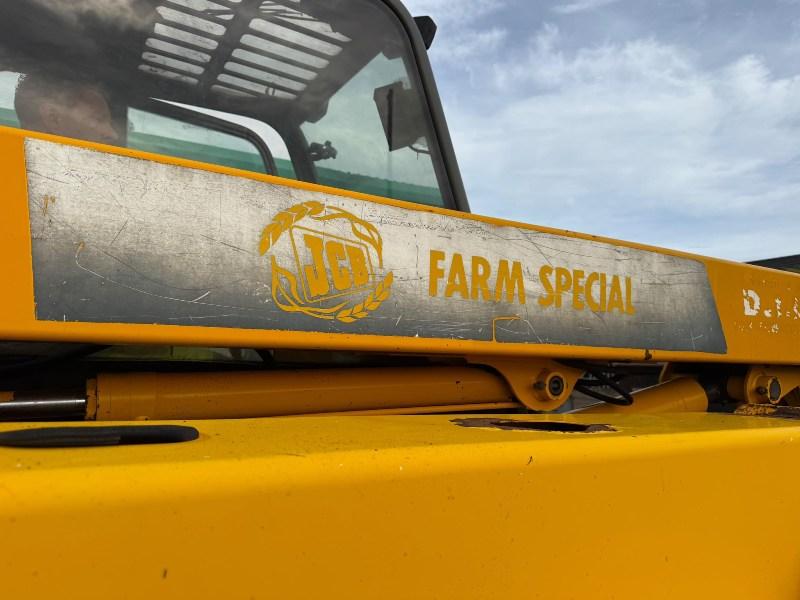 JCB 520-55 TELEHANDLER*C/W BUCKET*VIDEO*