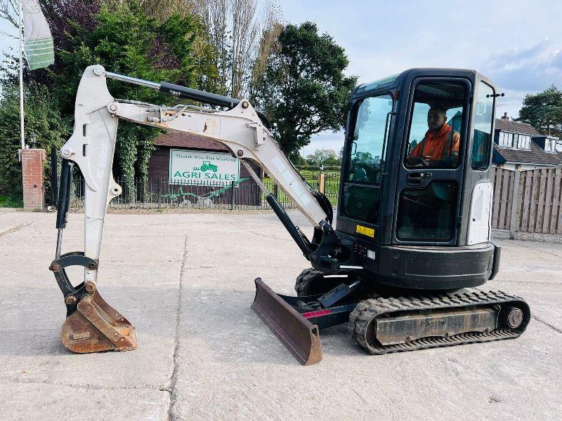 BOBCAT E25 EXCAVATOR *YEAR 2014, 2699 HOURS* C/W ZERO SWING *VIDEO*
