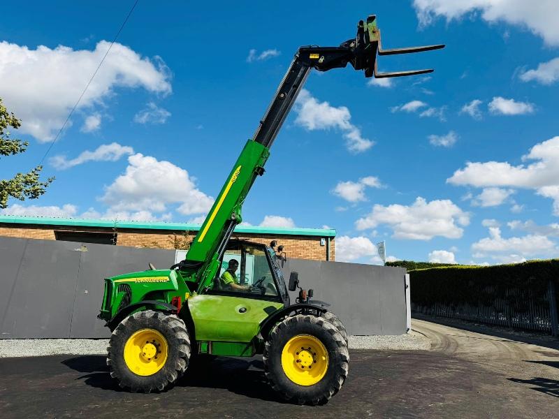 JOHN DEERE 3215 TURBO TELEHANDLER*AG SPEC*C/W PALLET TINES*