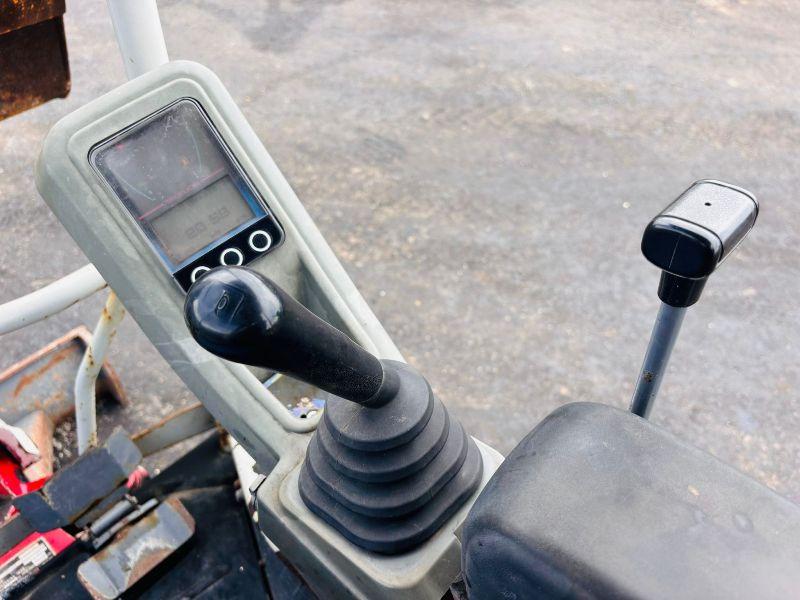 TAKEUCHI TB215R MINI EXCAVATOR*YEAR 2019*C/W 3 BUCKETS/RIPPER*VIDEO*