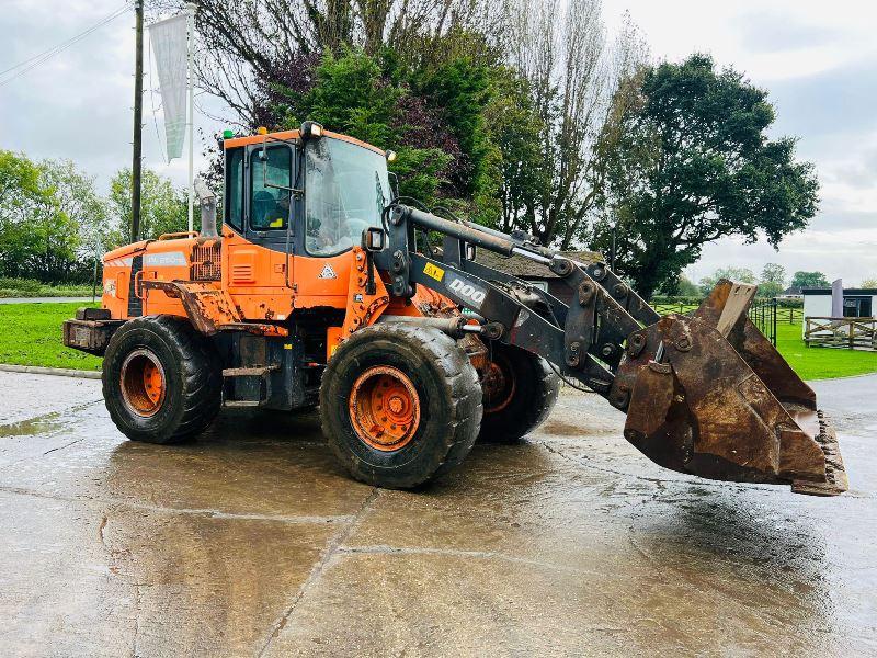 DOOSAN DL 250 4WD LOADING SHOVEL *YEAR 2012* C/W THREE IN ONE BUCKET *VIDEO*