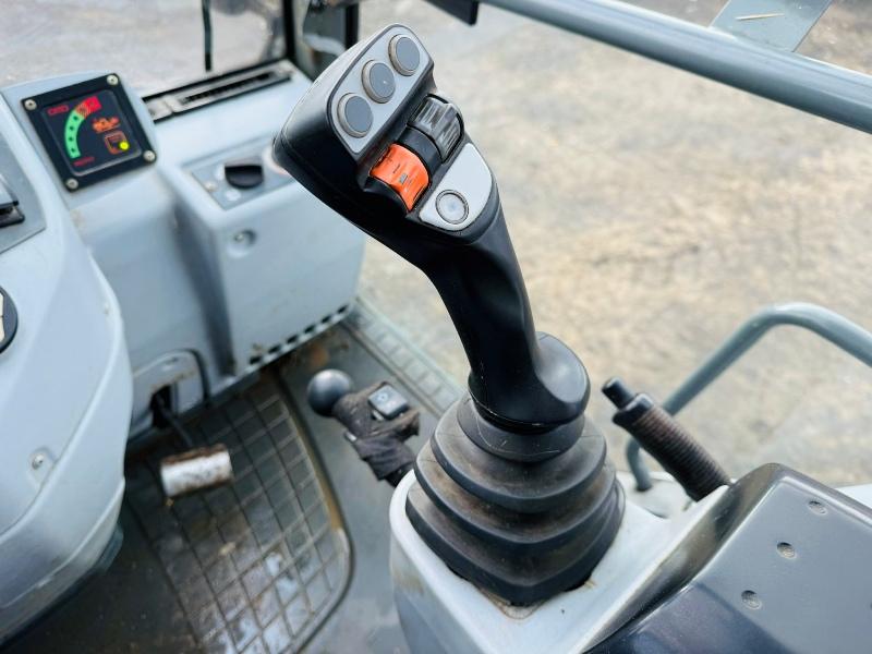 KRAMER 352-10 WHEEL LOADER*YEAR 2012*C/W PALLET TINES*VIDEO*