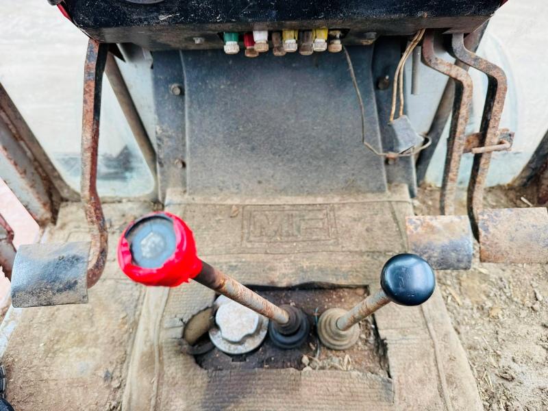 MASSEY FERGUSON 590 2WD TRACTOR*C/W REAR LINKAGE*VIDEO*