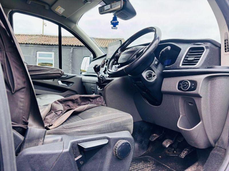 FORD TRANSIT LIMITED CUSTOM 6 SEATER *YEAR 2022* +VAT*VIDEO*