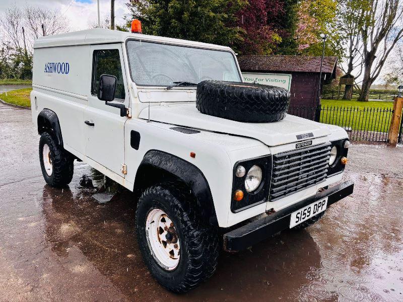 LAND ROVER DEFENDER 110 2.5L 4WD VEHICLE C/W TOW BAR *VIDEO*
