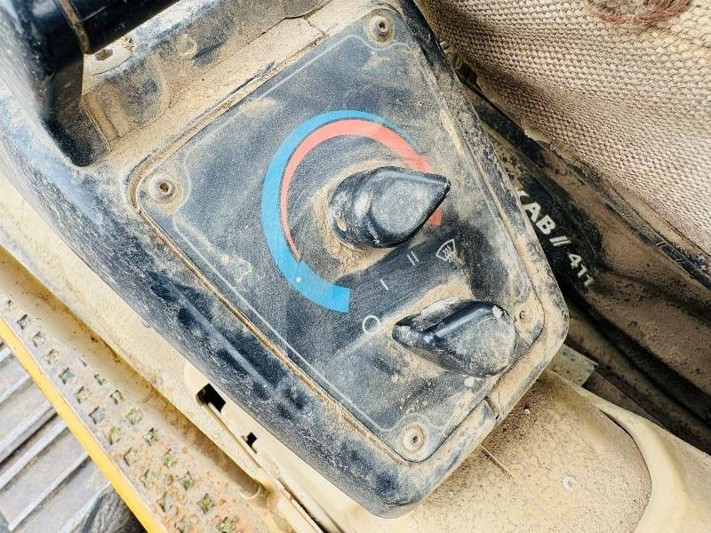 CATERPILLAR 317 EXCAVATOR*C/W QUICK HITCH AND BUCKET*VIDEO*