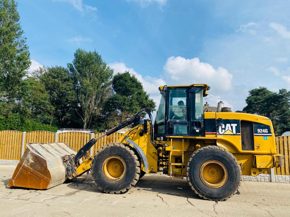 CATERPILLAR 924G HIGH LIFT LOADING SHOVEL C/W JOYSTICK CONTROL