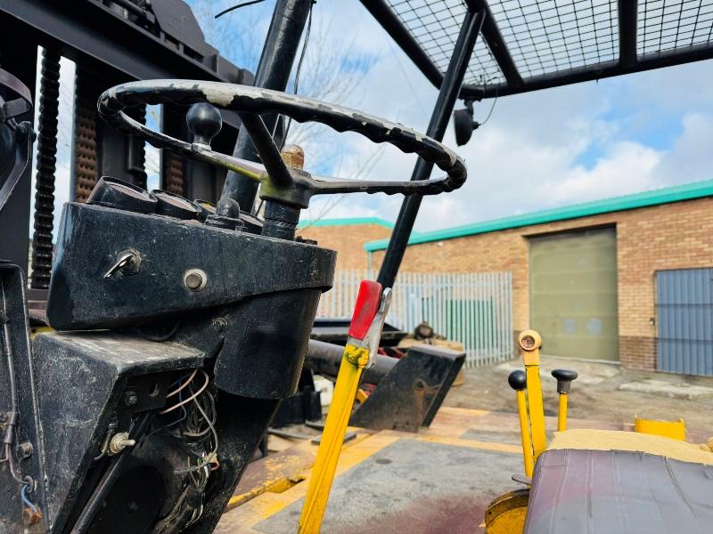 HENLEY HERCULES 2 STAGE MAST DIESEL FORKLIFT* C/W PALLET TINES*VIDEO*