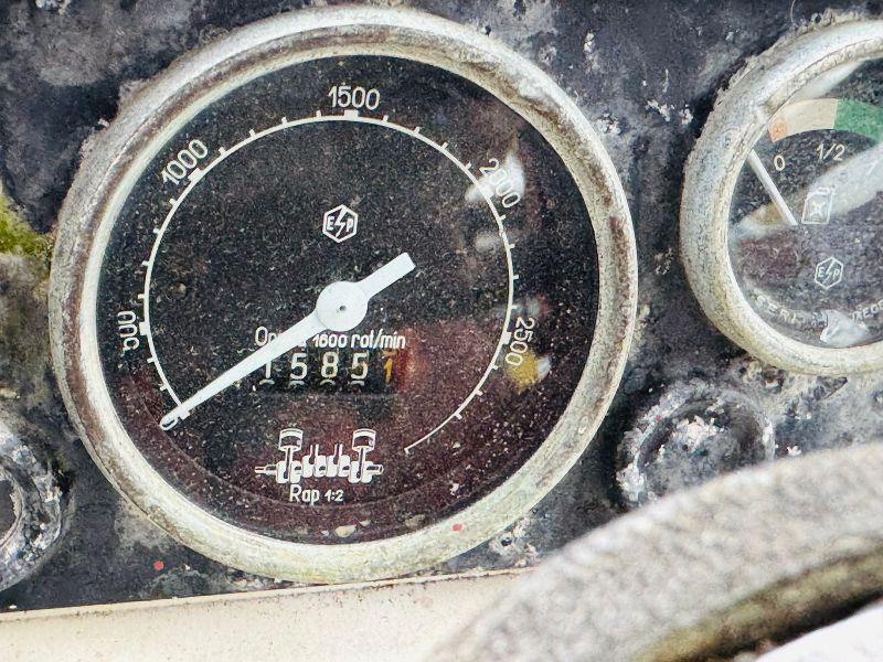 UNIVERSAL 550 2WD TRACTOR*C/W REAR LINKAGE*VIDEO*