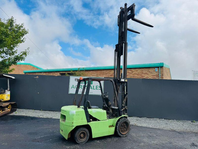 DAEWOO D30S-3 CONTAINER SPEC FORKLIFT*SMOKEY ENGINE*VIDEO*
