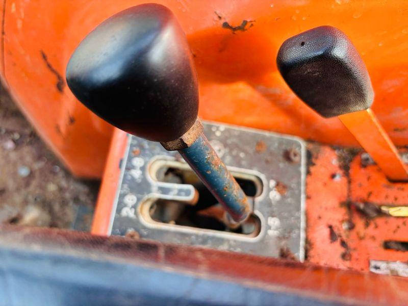 KUBOTA L4150 4WD LOADER TRACTOR (STOPS DRVING WHEN PUMP GETS WARM)*VIDEO*