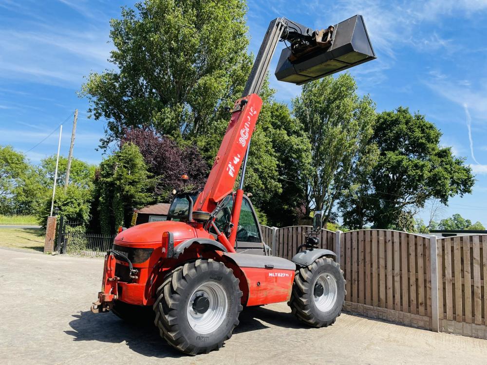 MANITOU MLT627T 4WD TELEHANDLER * YEAR 2011 , AG-SPEC * C/W PICK UP HITCH 