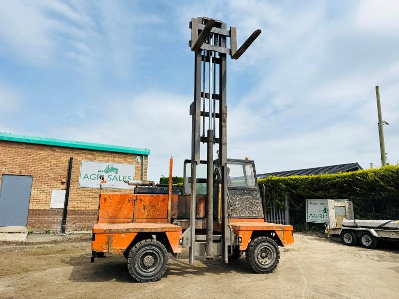 BOSS 556 HH SIDE LOADING FORK LIFT*C/W PALLET TINES*VIDEO*