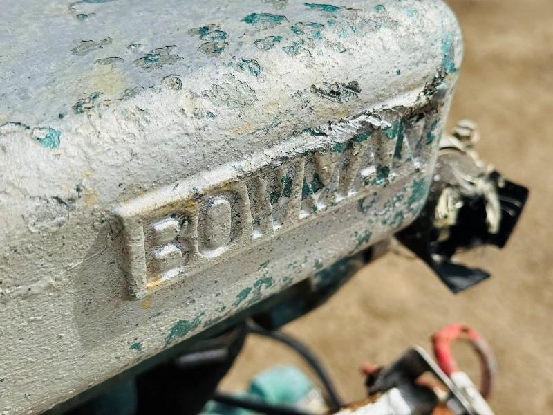 6 CYLINDER FORD MARINE ENGINE*VIDEO*