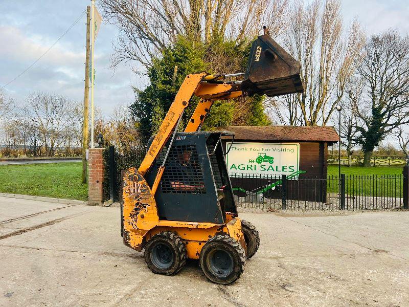 MUSTANG 2012 4WD SKIDSTEER C/W BUCKET *VIDEO*