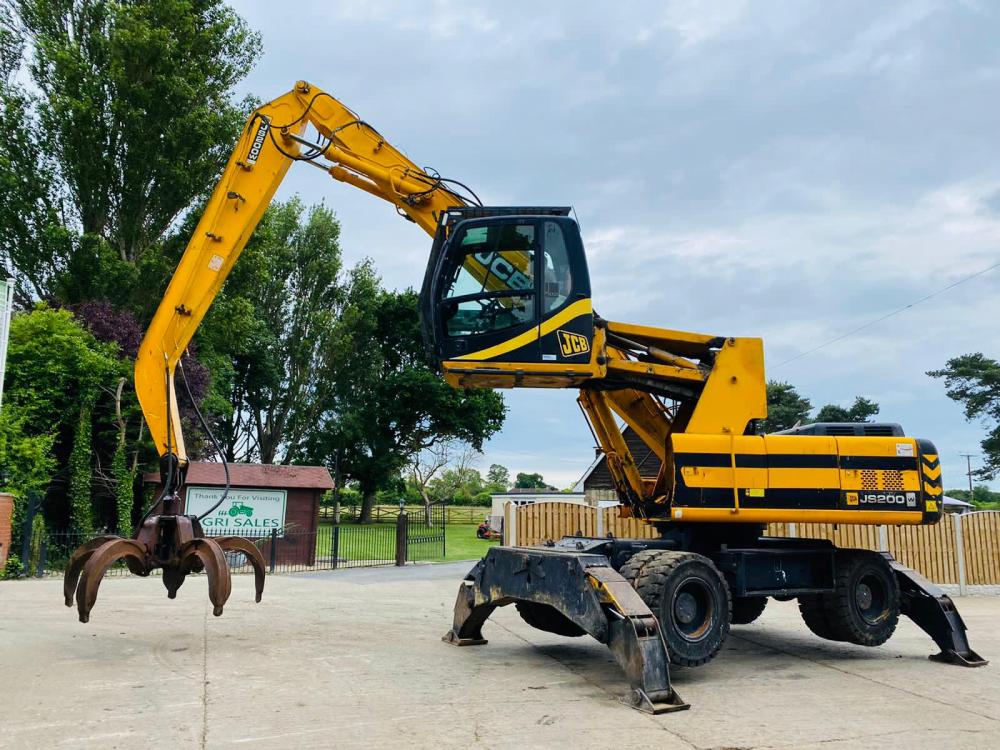 JCB JS200W HIGH RISE CAB SCRAP HANDLER *YEAR 2007* C/W 5 TINE SCRAP GRAB
