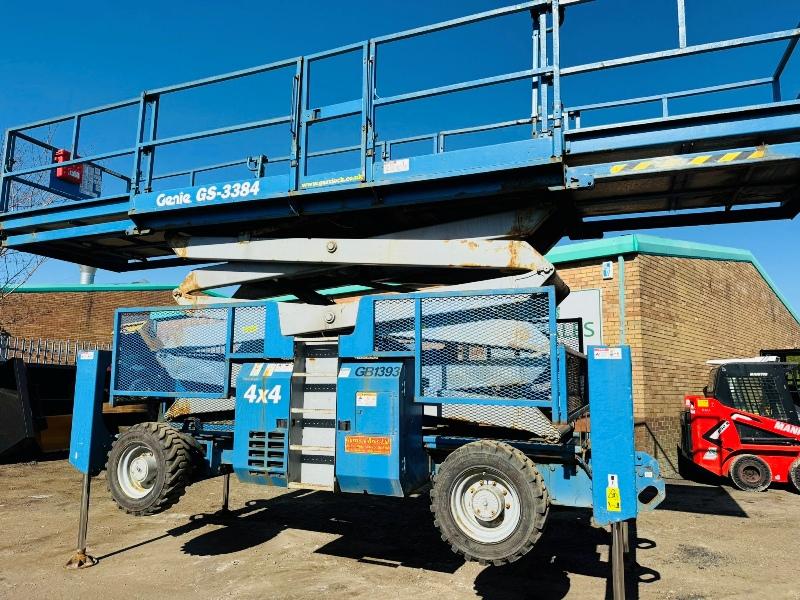 GENIE GS-3384 4X4 SCISSOR LIFT*YEAR 2010*C/W SUPPORT LEGS*VIDEO*