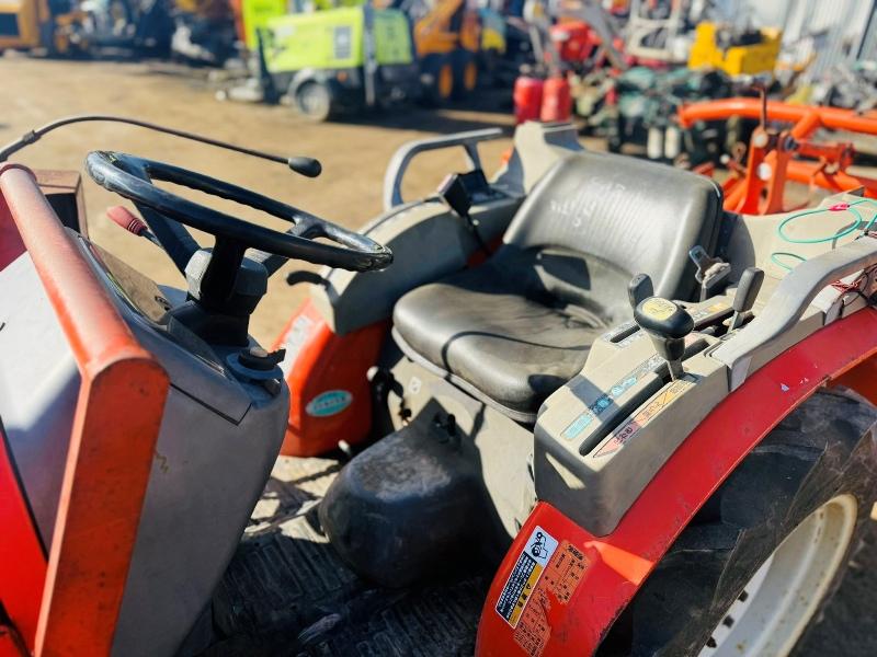 KUBOTA GB20 4WD COMPACT TRACTOR*C/W FRONT LOADER & ROTOVATOR*