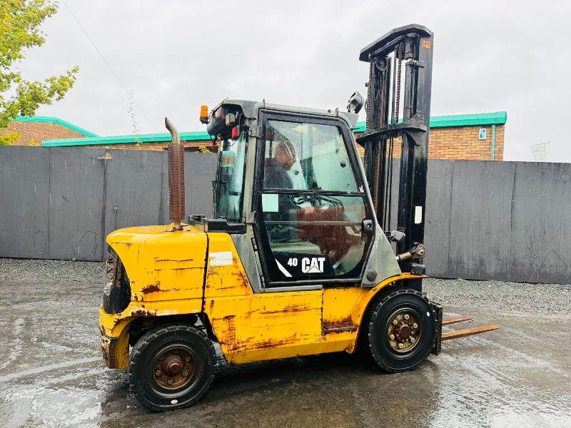 CATERPILLAR DP40K 2 4 TONNE FORKLIFT*C/W PALLET TINES*VIDEO*