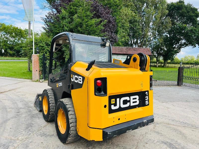 JCB 135 4WD SKIDSTEER * YEAR 2014 * C/W BUCKET *VIDEO*