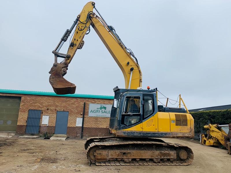 LIUGONG CLG922E EXCAVATOR*YEAR 2014*C/W BUCKET*VIDEO*