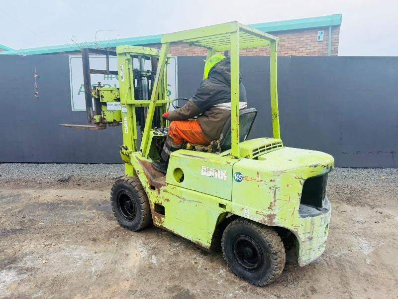 CLARK C500 Y50D FORKLIFT*C/W PALLET TINES*VIDEO*