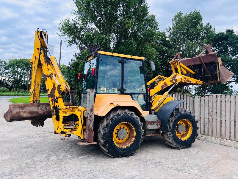 FERMEC 960 4WD EQUAL WHEELED BACKHOE DIGGER C/W REAR QUICK HITCH 