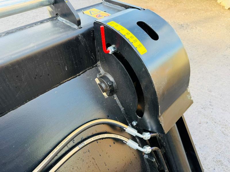 *NEW*UNUSED*JCB 3CX 4 IN 1 BUCKET*C/W PALLET TINES*VIDEO*