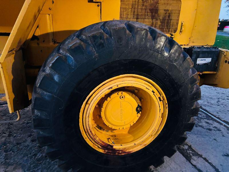 VOLVO LM846 4WD LOADING SHOVEL C/W BUCKET *VIDEO*