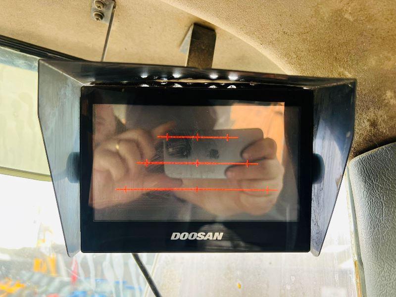 DOOSAN DL 250 4WD LOADING SHOVEL *YEAR 2012* C/W THREE IN ONE BUCKET *VIDEO*