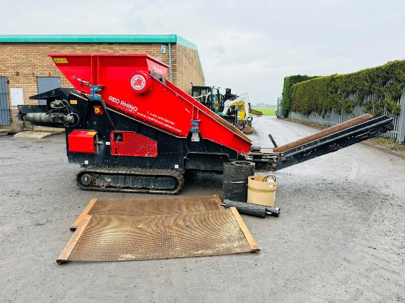 RED RHINO TRACKED 3 WAY MINI SCREENER*C/W REMOTE CONTROL*YEAR 2021*VIDEO*