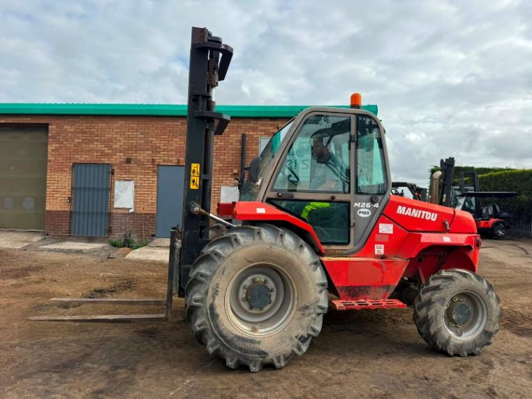 MANITOU M26-4 FORKLIFT*C/W PALLET TINES*VIDEO*