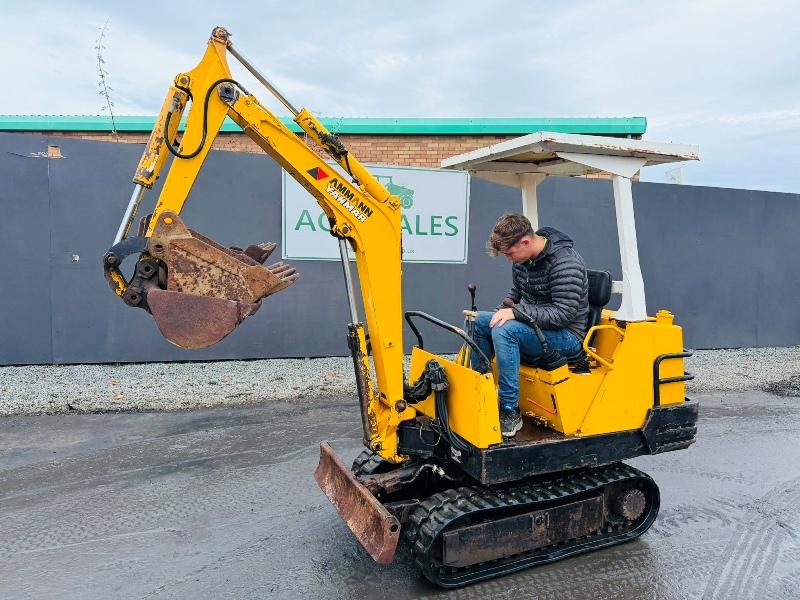 YANMAR B12 RUBBER TRACKED MINI EXCAVATOR*C/W 3 BUCKETS*VIDEO*