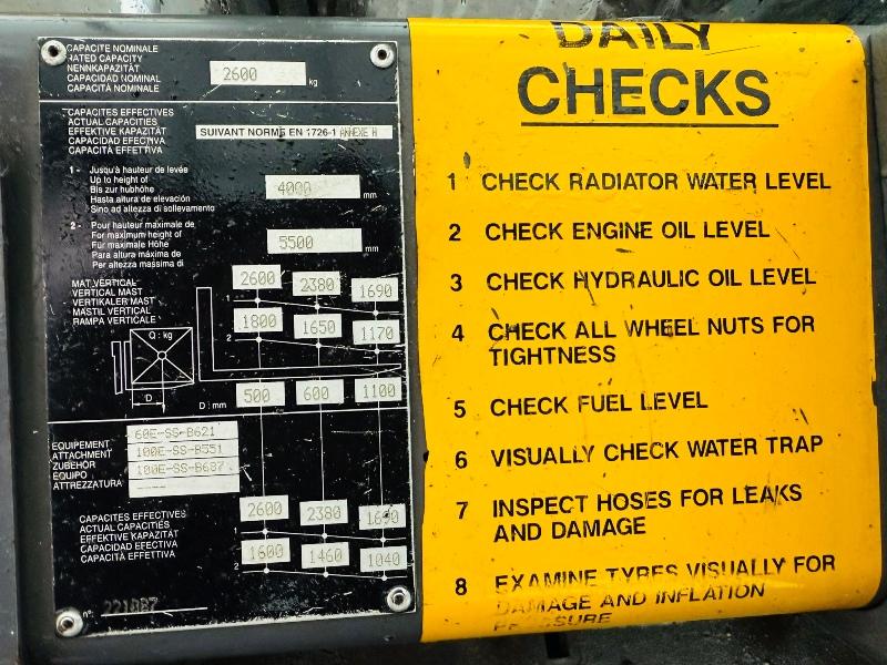 MANITOU M26-4 4X4 FORKLIFT*C/W PALLET TINES*VIDEO*