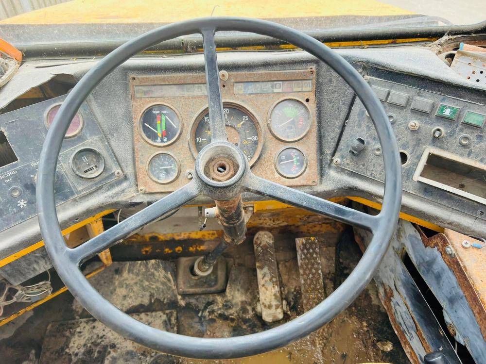 VOLVO BM A25 6X6 ARTICULATED DUMP TRUCK C/W HYDRAULIC STRAIGHT TIP 