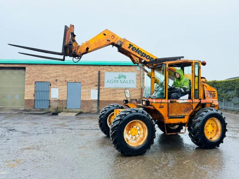 SANDERSON 726 TELEHANDLER*AG SPEC*C/W PALLET TINES*VIDEO*