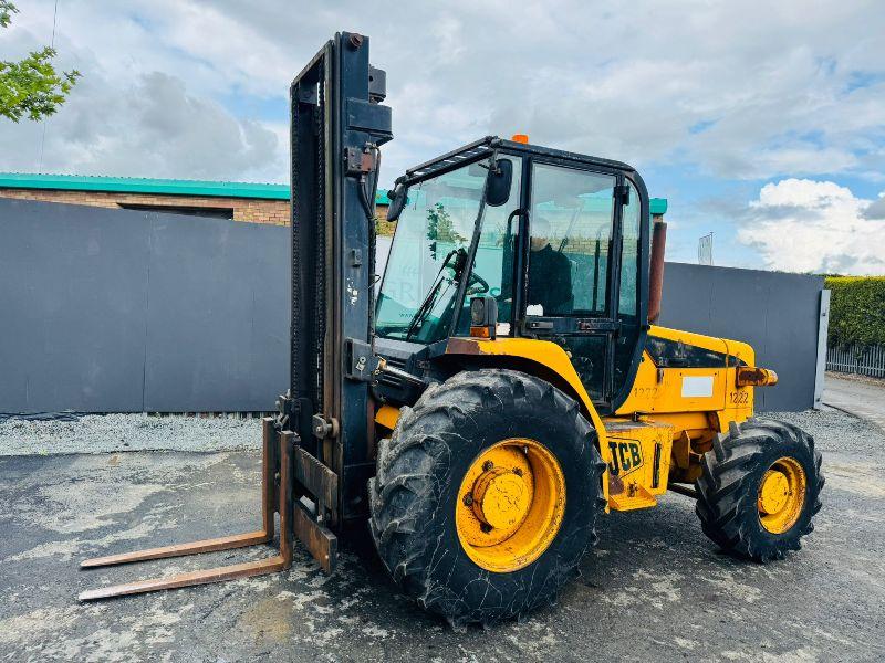 JCB 926 3 STAGE MASTED FORKLIFT*C/W PALLET TINES*VIDEO*
