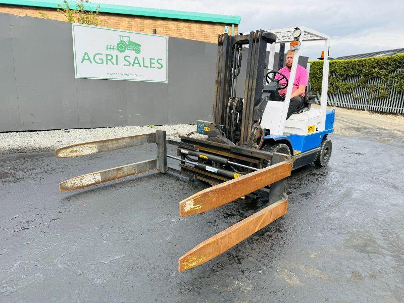 HYSTER H2.50XM FORKLIFT*C/W HYDRAULIC ROTATING BAIL GRAB*VIDEO*