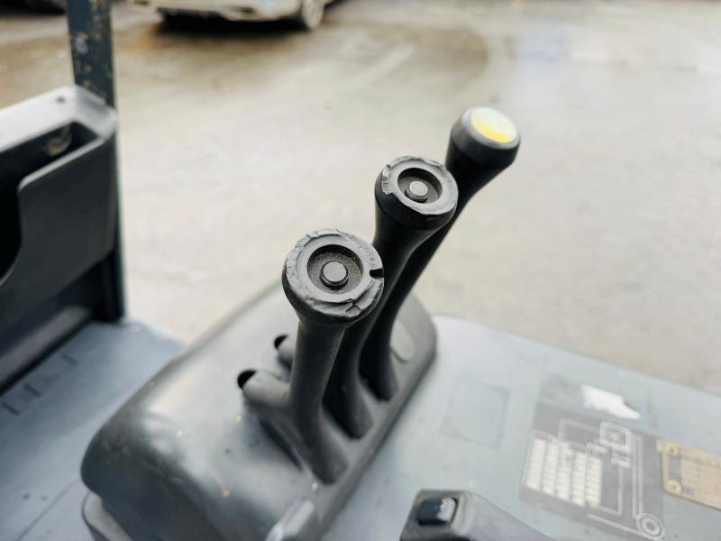 STILL R60-25 ELECTRIC FORKLIFT*C/W PALLET TINES*VIDEO*