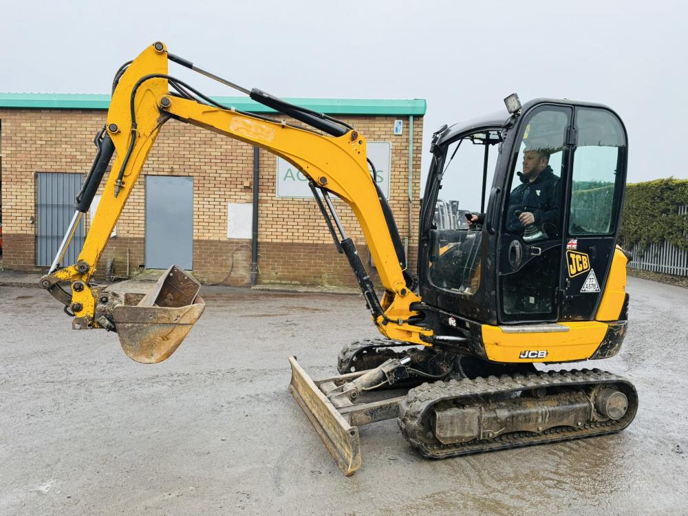 JCB 8026 EXCAVATOR *ZERO SWING*YEAR 2018*3378 HOURS* C/W 2 BUCKETS*VIDEO*