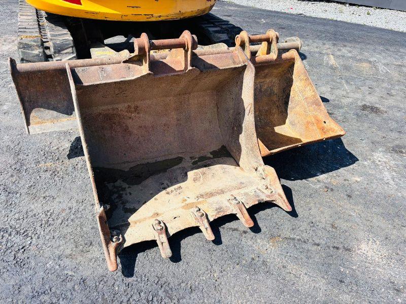 JCB 8065 EXCAVATOR*C/W 3 BUCKETS*READING 3578 HOURS*VIDEO*