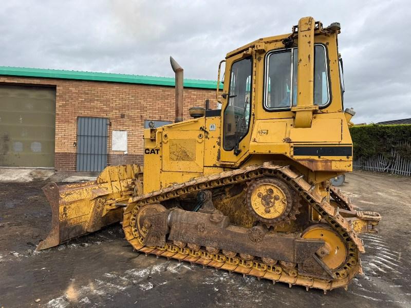 CATERPILLAR D4H DOZER*C/W FRONT BLADE*VIDEO*