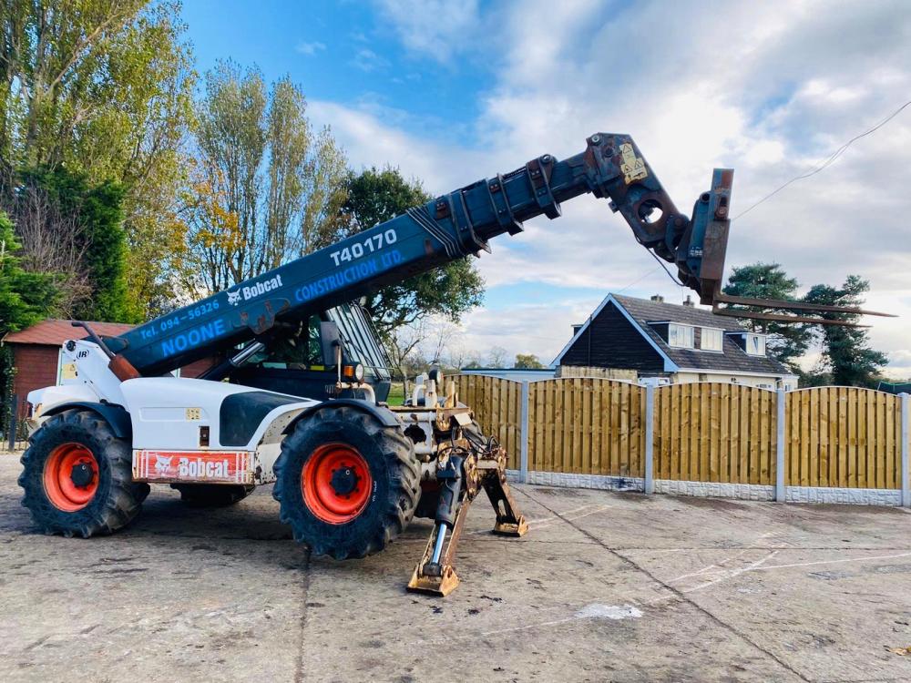 BOBCAT T40170 4WD TELEHANDLER C/W 17 METER REACH & JOYSTICK CONTROL