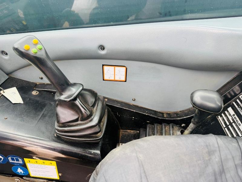 NEW HOLLAND LM425A TURBO TELEHANDLER*C/W BUCKET*VIDEO*