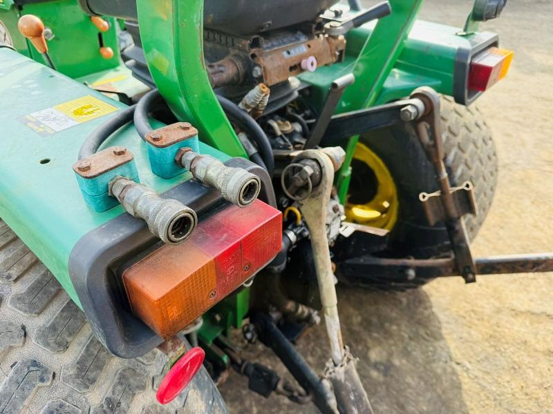 JOHN DEERE 955 4WD COMPACT TRACTOR*C/W FRONT LOADER*VIDEO*