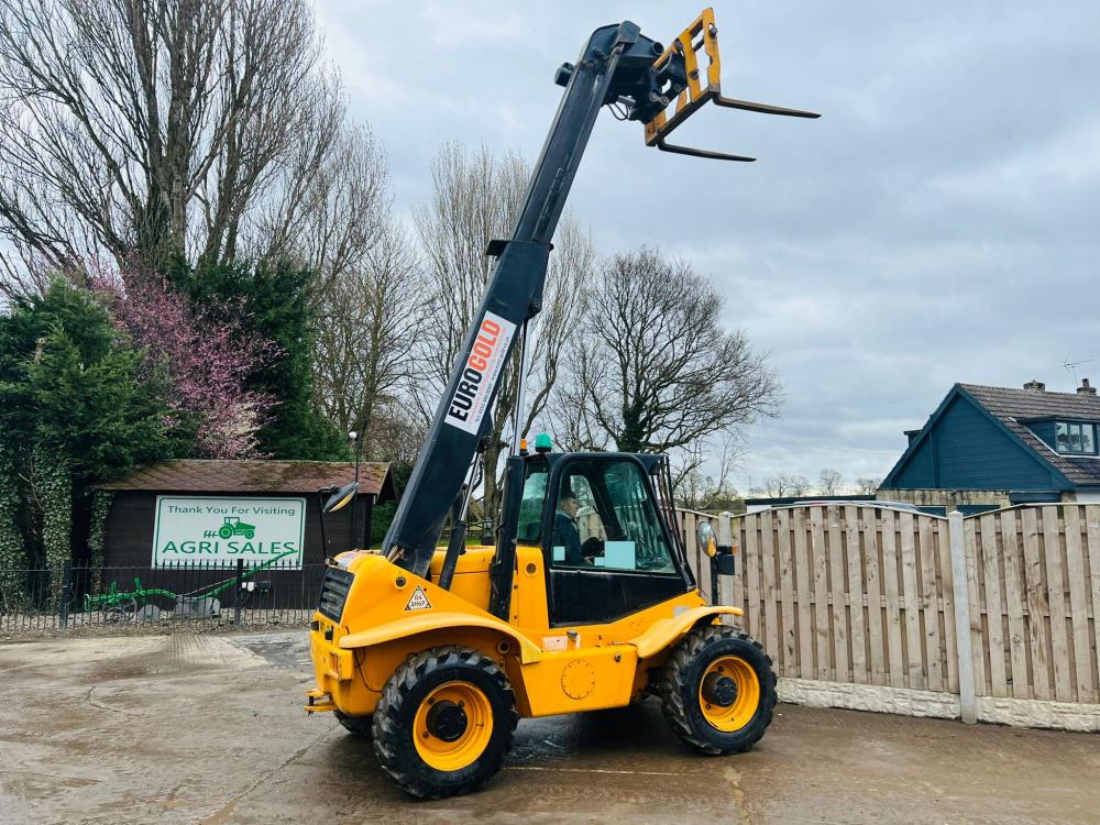 JCB 520-50 4WD TELEHANDLER * YEAR 2013 , ROAD REGISTERED *VIDEO*