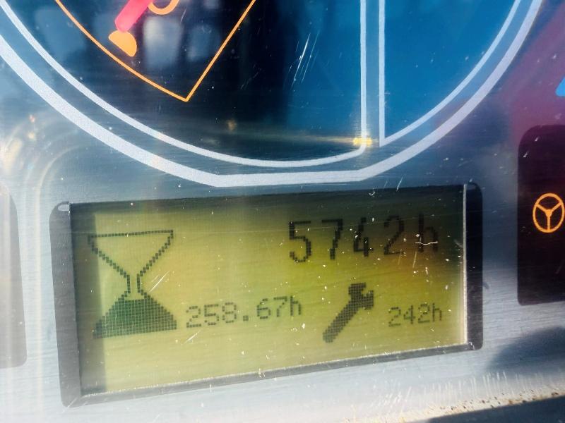 MANITOU MT1840 TELEHANDLER*YEAR 2014* 5742 HOURS* VIDEO*