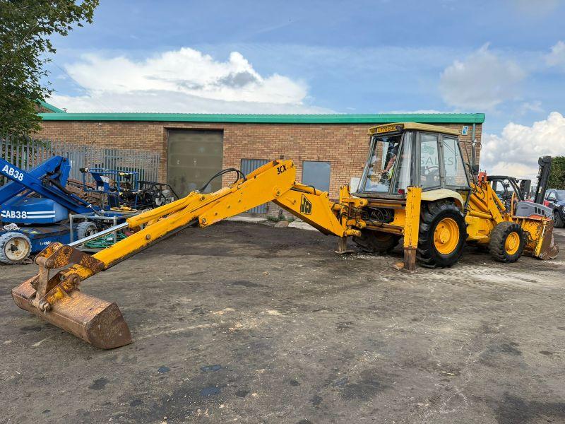 JCB 3CX PROJECT 8*C/W MANUAL GEARBOX*VIDEO*