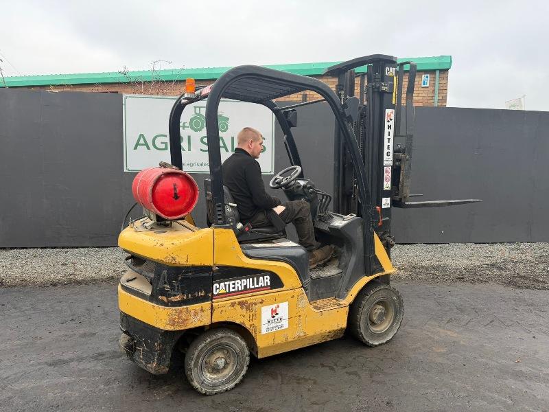 CATERPILLAR GP20CN 2 STAGE MAST FORKLIFT*C/W SIDESHIFT*VIDEO*