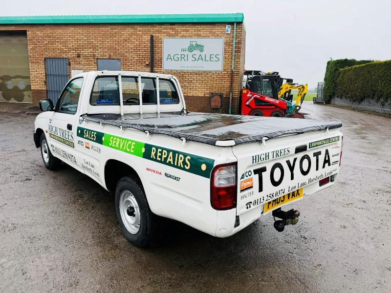 TOYOTA HILUX 2WD PICK UP*C/W REAR TARP*VIDEO*